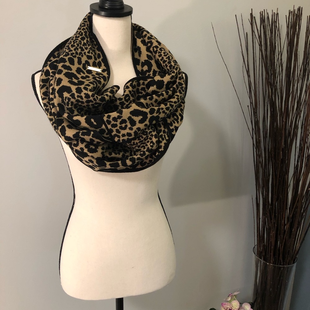 2 DAY ONLY BLACK FRI SALE! Leopard M. Kors scarf